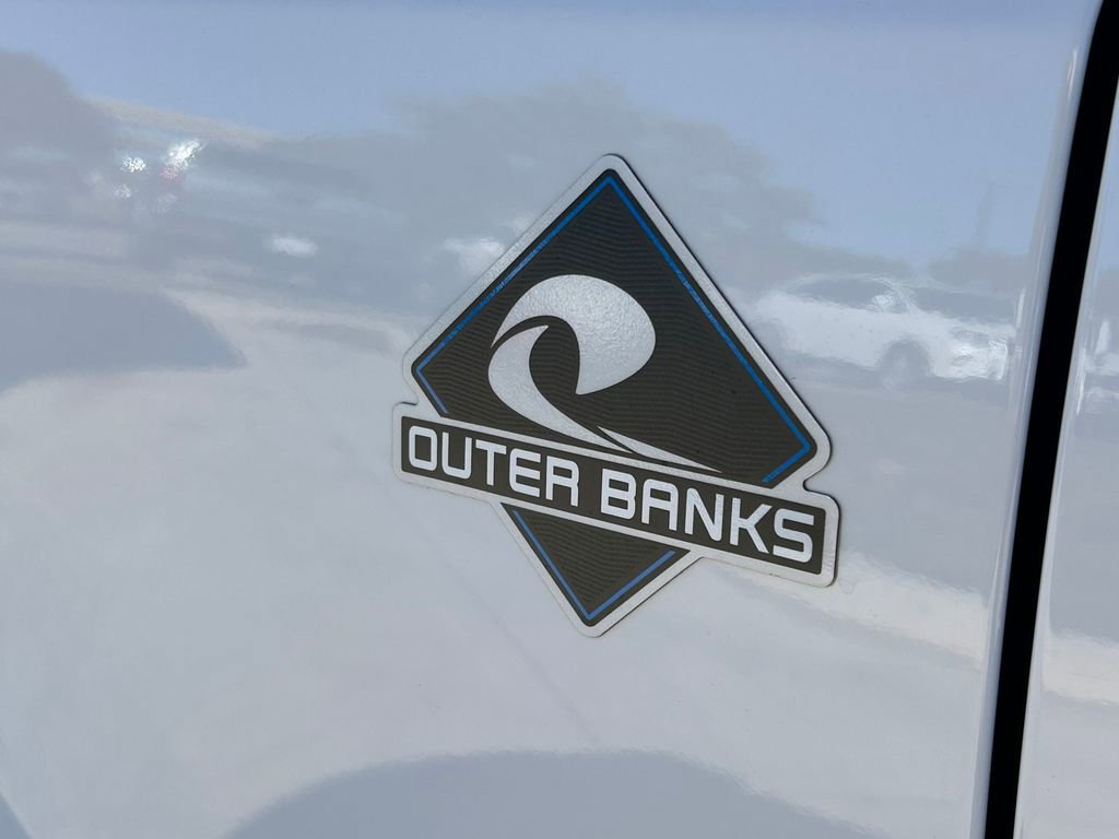 Used 2024 Ford Bronco Outer Banks image 12