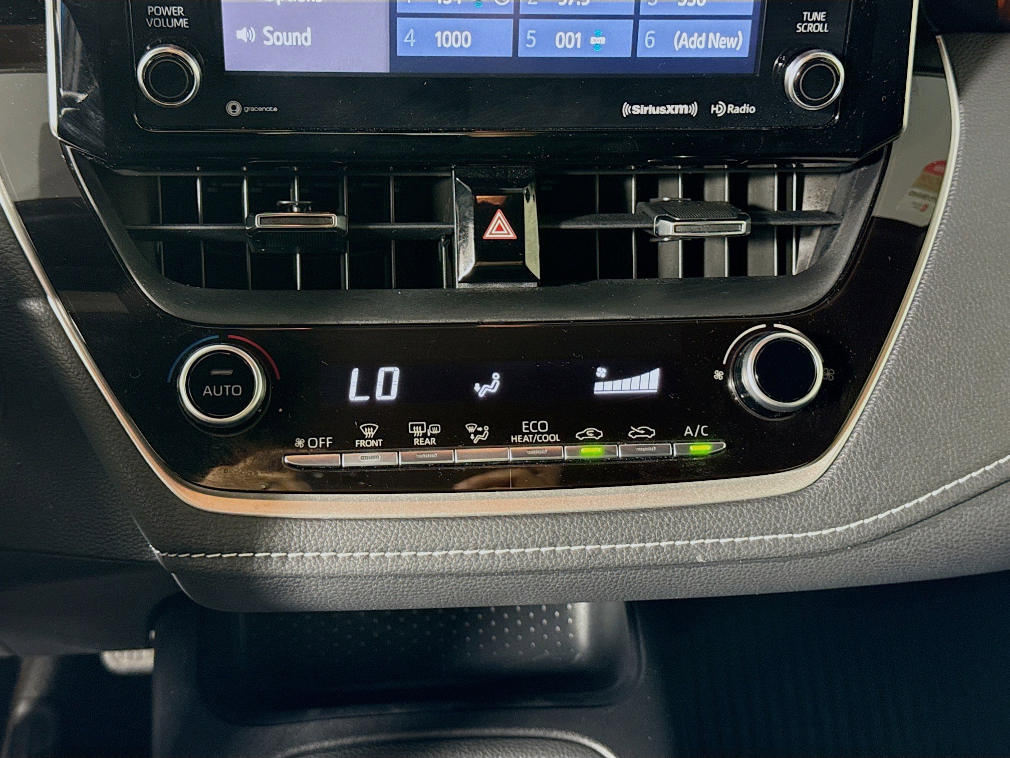 Certified 2019 Toyota Corolla SE w/ SE Option Package image 16