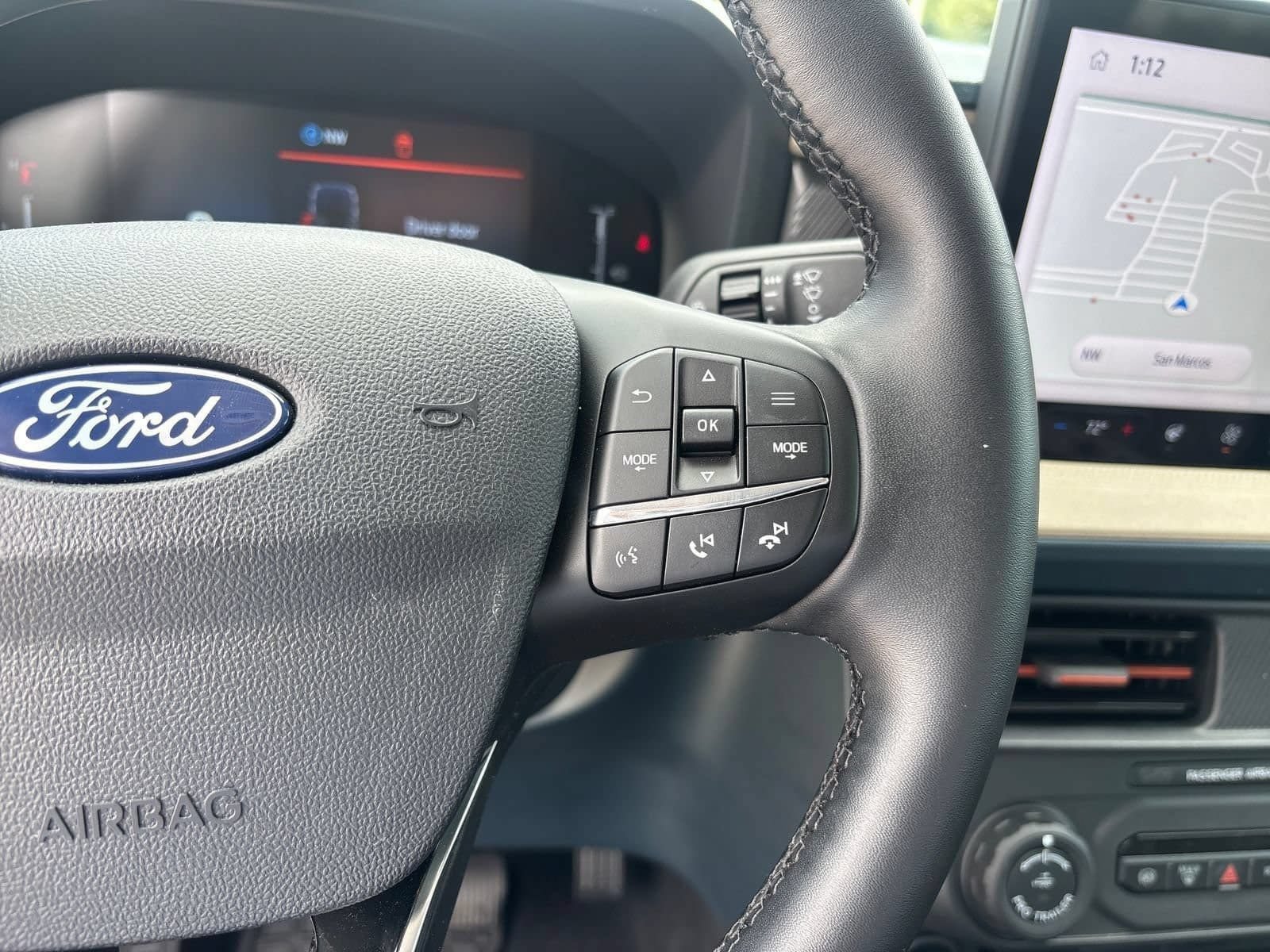 Used 2025 Ford Maverick Lariat AWD/4WD image 18