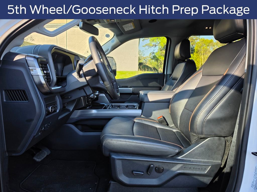 Used 2026 Ford F250 Lariat w/ Black Appearance Package image 7