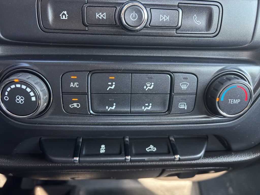 Used 2017 Chevrolet Silverado 1500 W/T AWD/4WD image 21