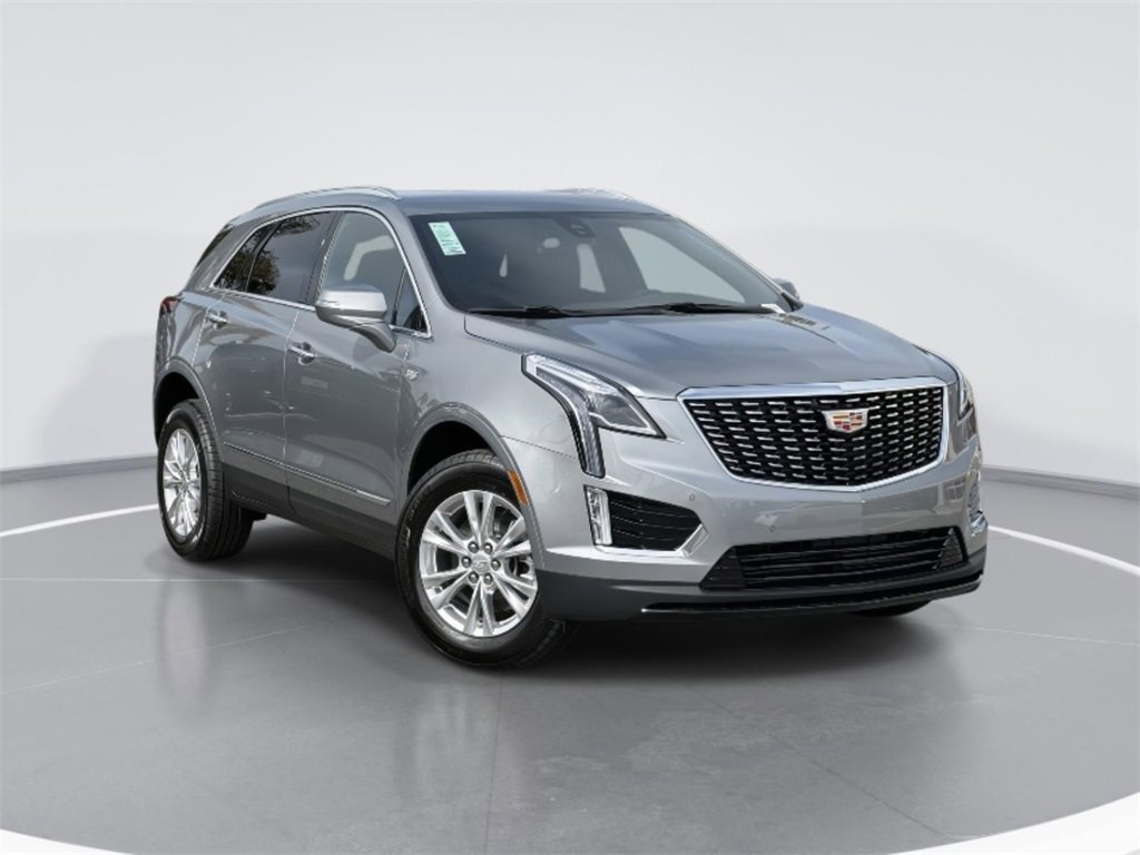 New 2025 Cadillac XT5 Luxury
