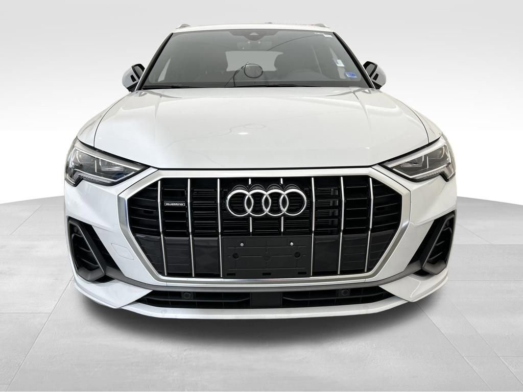 Used 2025 Audi Q3 2.0T Premium image 8