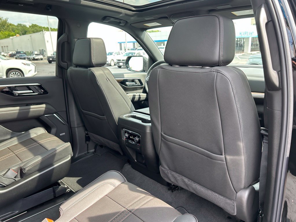 New 2026 Chevrolet Tahoe High Country AWD/4WD image 46