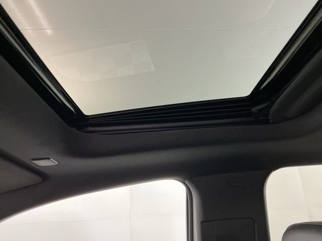 Used 2024 Chevrolet Colorado LT w/ LT Convenience Package III image 22