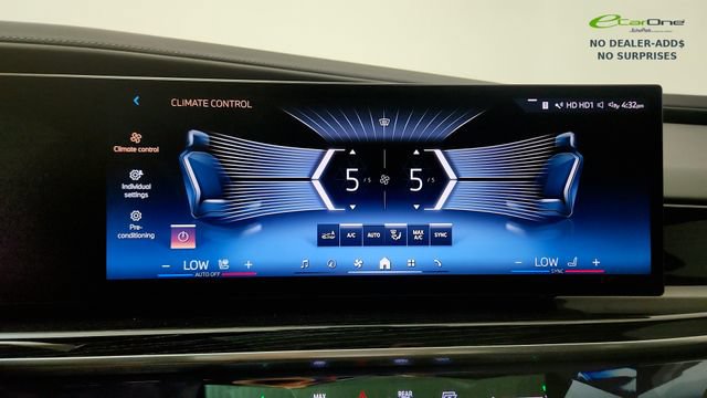 Used 2026 BMW 740i RWD image 68