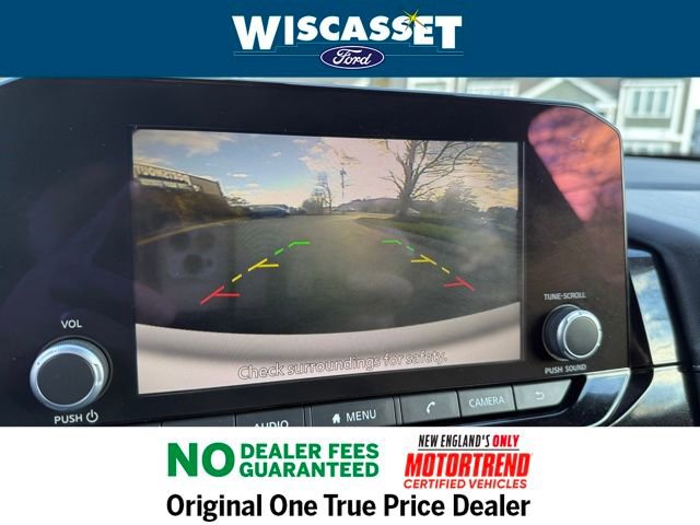 Used 2024 Nissan Pathfinder SV image 10