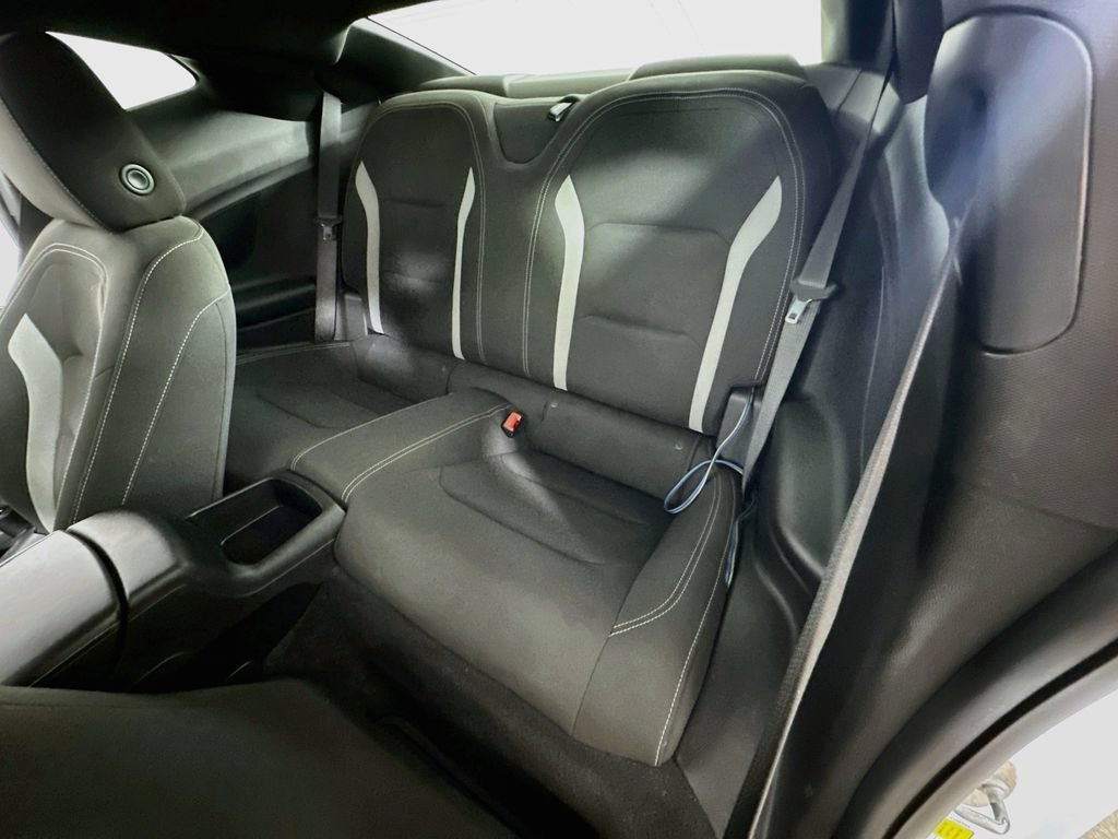 Used 2019 Chevrolet Camaro SS RWD image 15