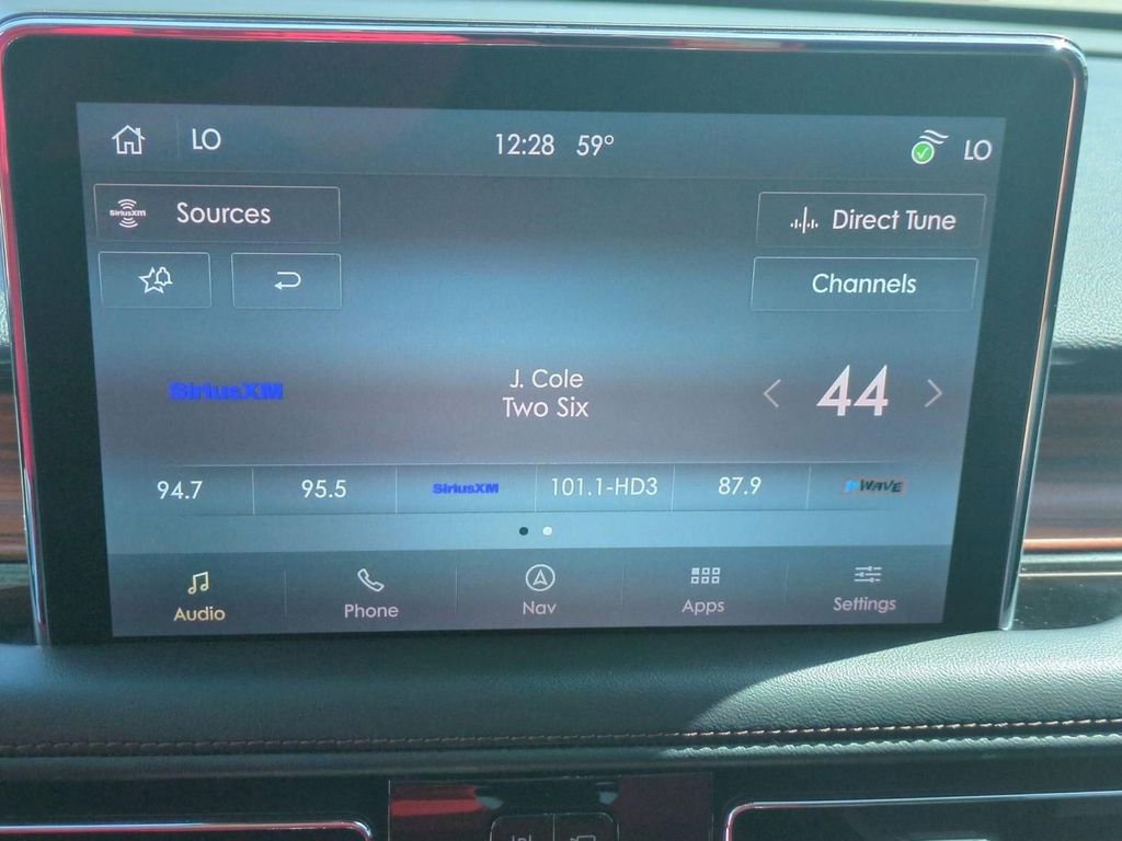 Used 2024 Lincoln Aviator Reserve w/ Equipment Group 201A image 24