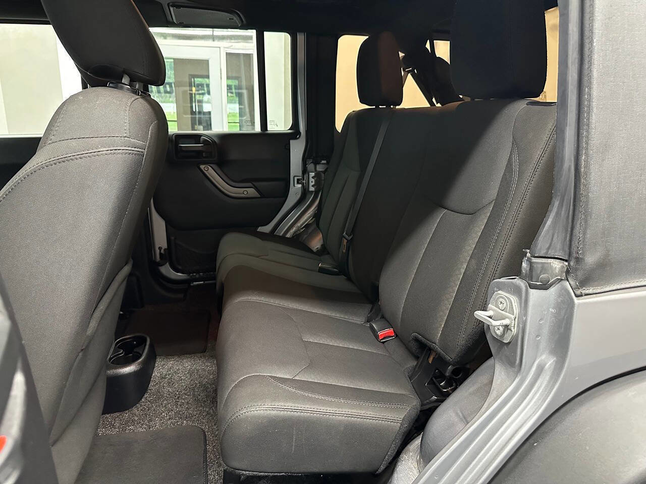 Used 2015 Jeep Wrangler Unlimited Sport w/ Quick Order Package 24S image 17