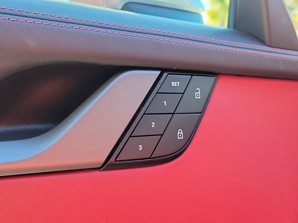 Certified 2022 Porsche 911 Carrera 4 image 24