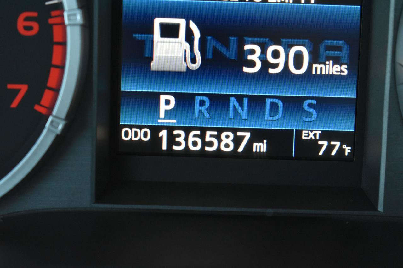 Used 2016 Toyota Tundra Platinum RWD image 18