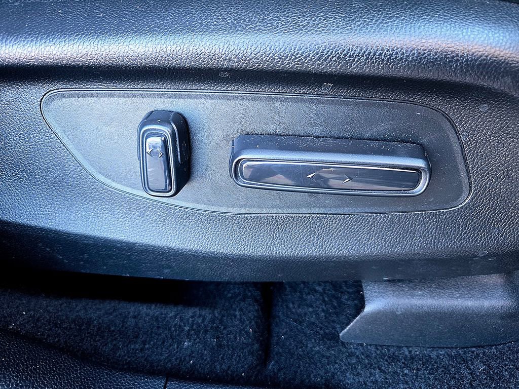 Used 2024 Honda CR-V EX-L image 25