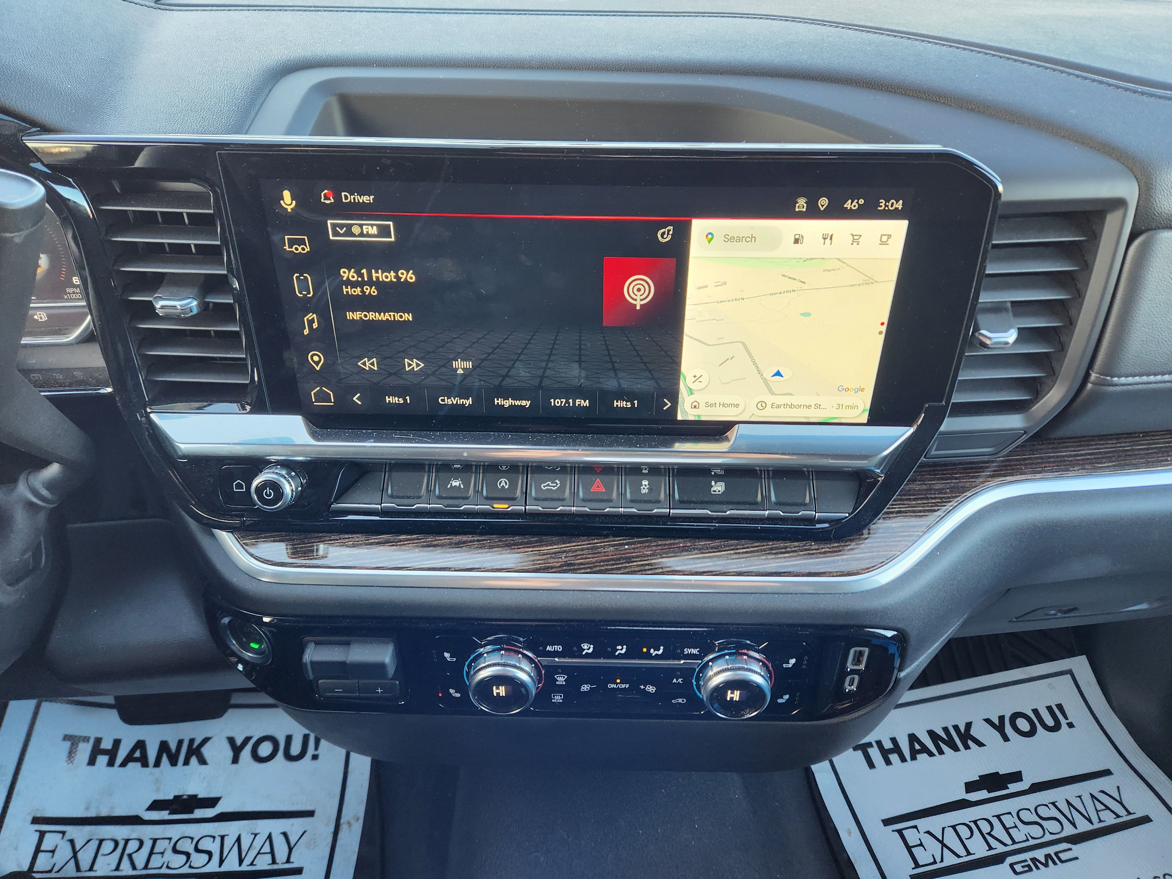 New 2025 GMC Sierra 1500 SLE image 12