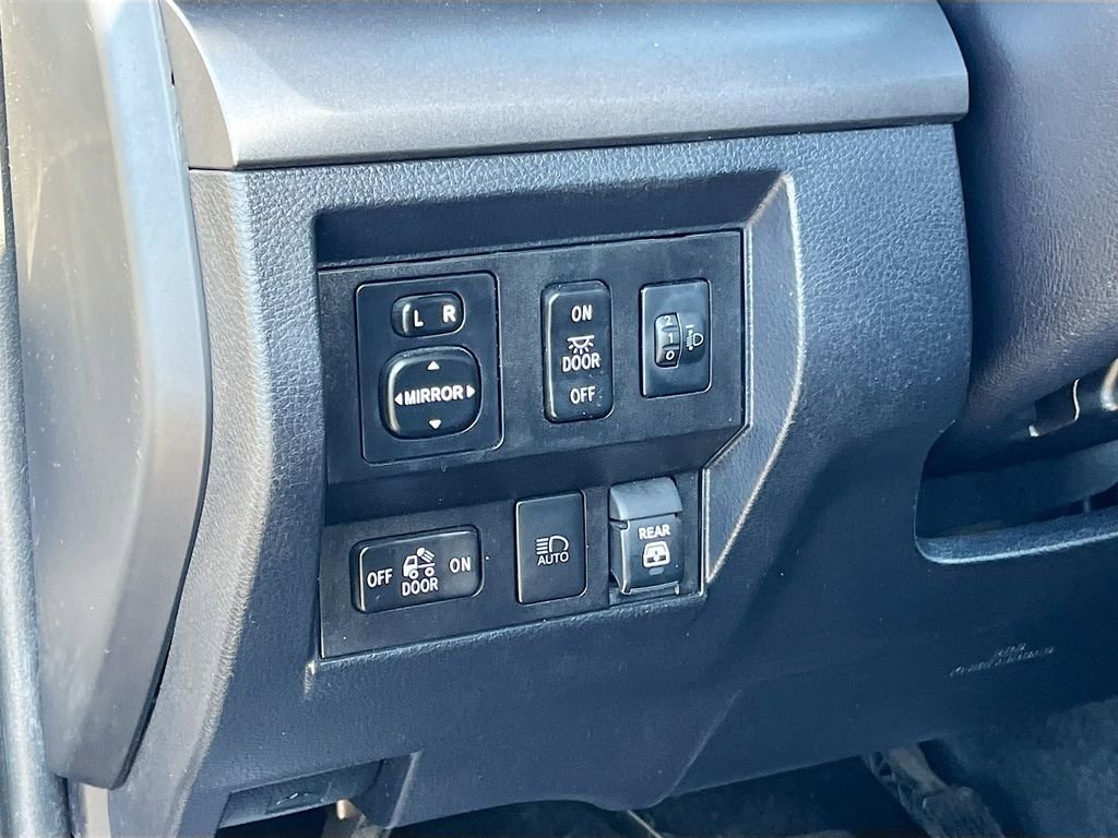 Used 2019 Toyota Tundra SR5 image 10