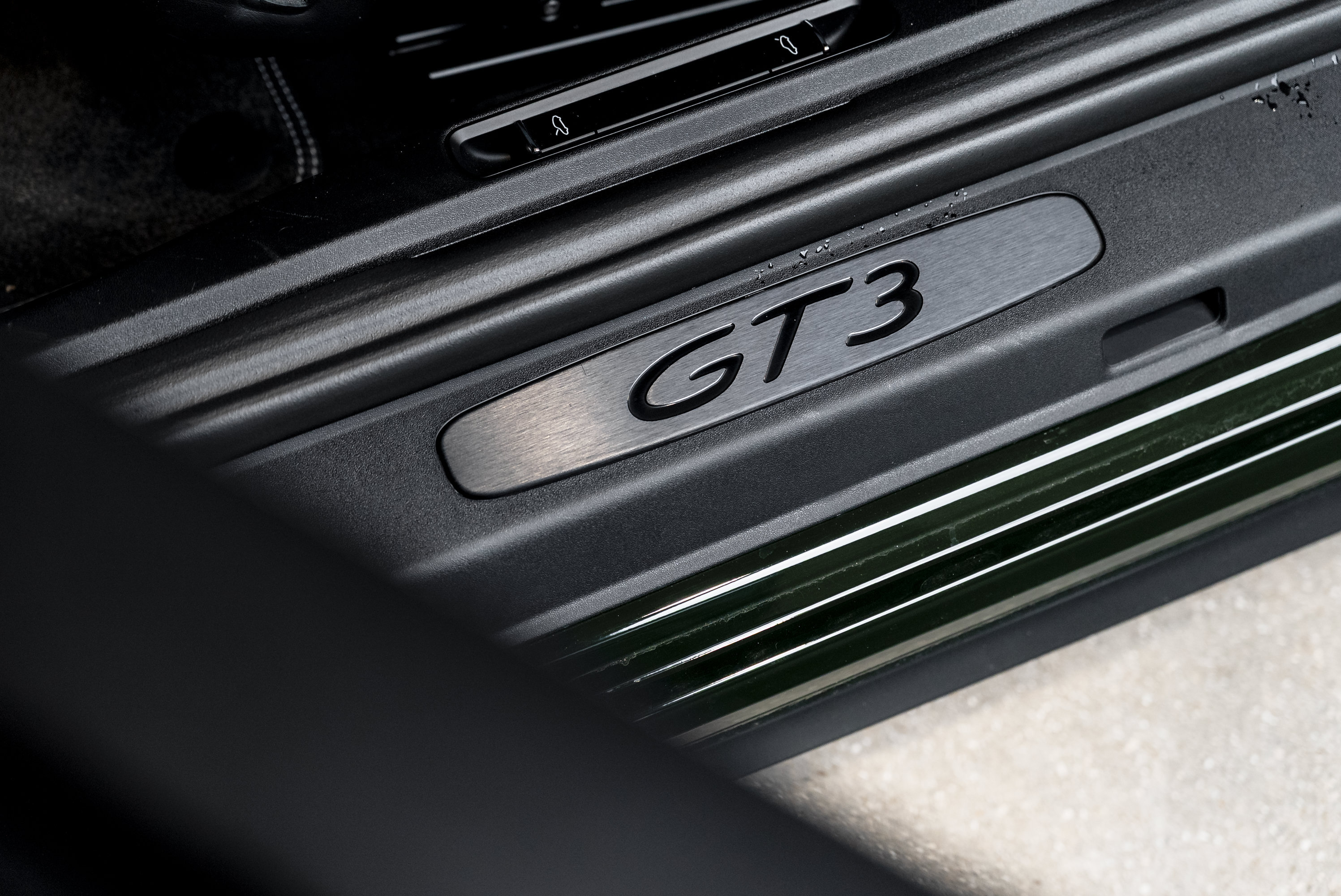 Used 2018 Porsche 911 GT3 RWD image 58