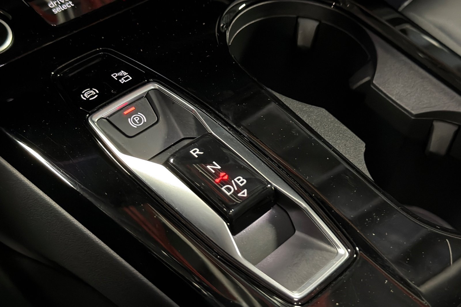 Used 2025 Audi A6 e-tron Premium RWD image 20