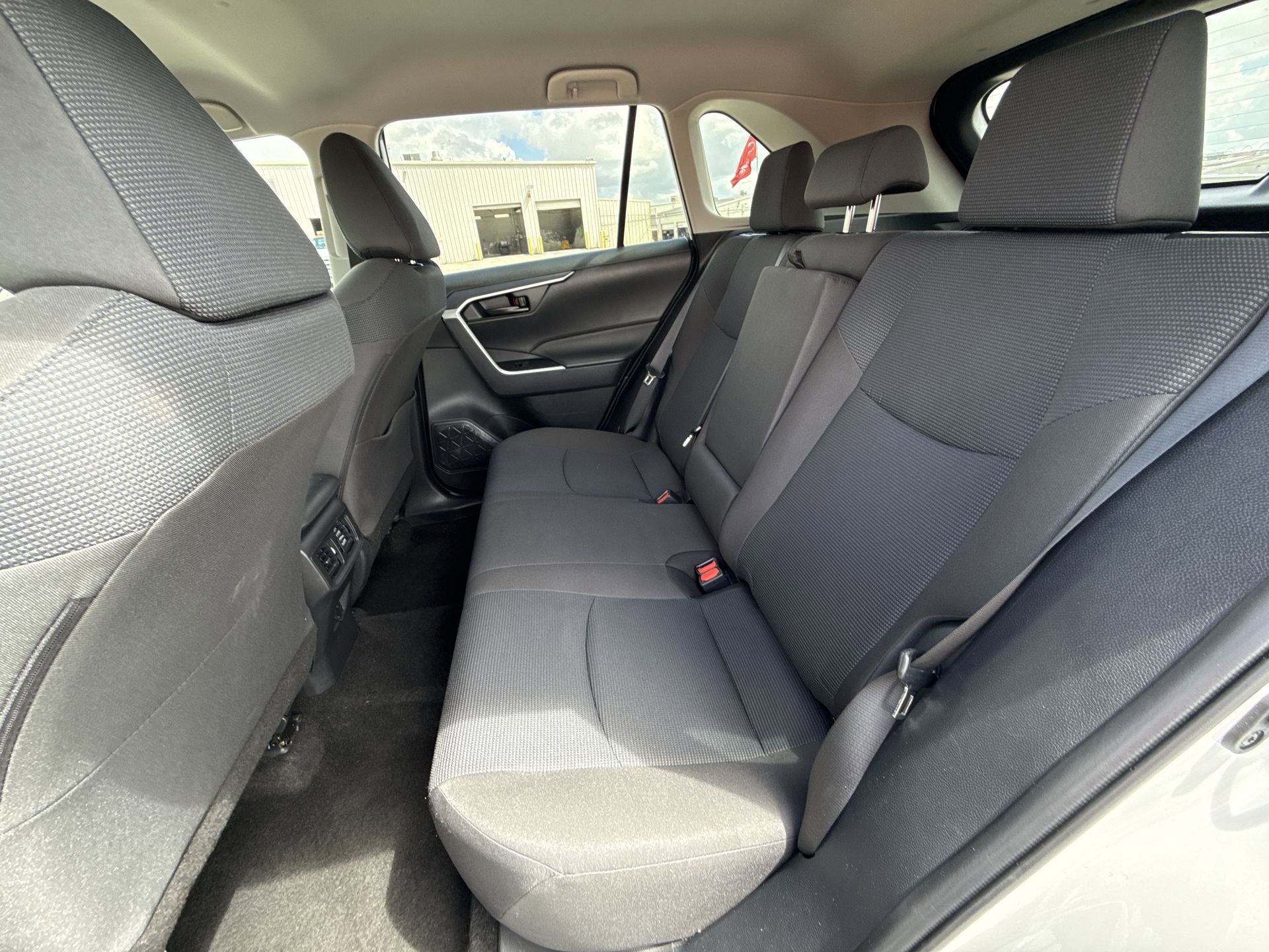 Certified 2025 Toyota RAV4 LE FWD image 24