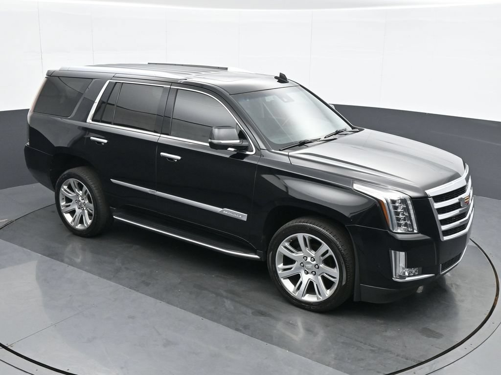 Used 2019 Cadillac Escalade Luxury AWD/4WD image 25