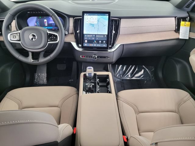 New 2026 Volvo XC90 B6 Plus w/ Protection Package Premier AWD/4WD image 17