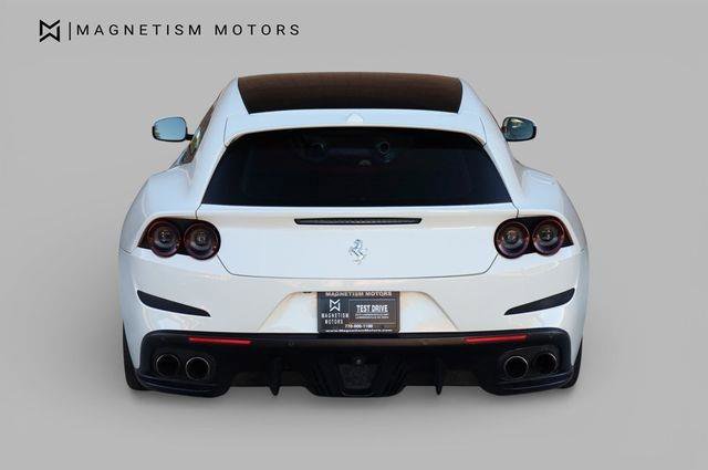 Used 2017 Ferrari GTC4Lusso AWD/4WD image 7