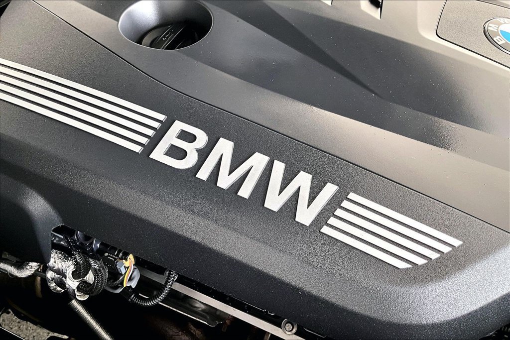 Used 2026 BMW 540i xDrive AWD/4WD image 40