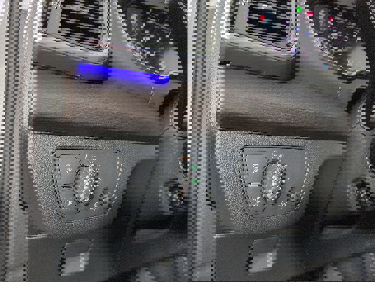 Certified 2025 Audi Q5 2.0T Premium Plus w/ Premium Plus Package image 14