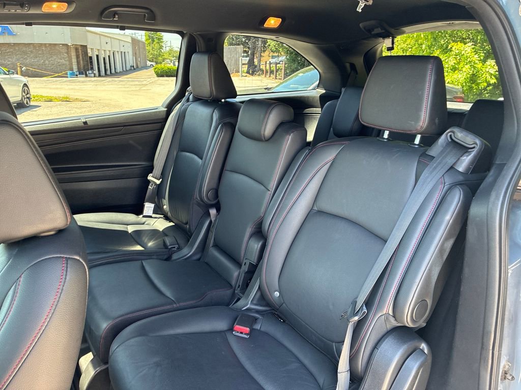 Used 2025 Honda Odyssey Sport-L image 19
