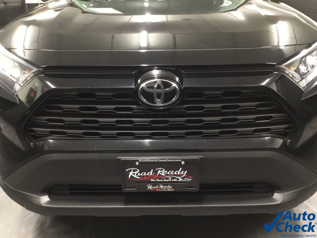 Used 2022 Toyota RAV4 LE AWD/4WD image 18
