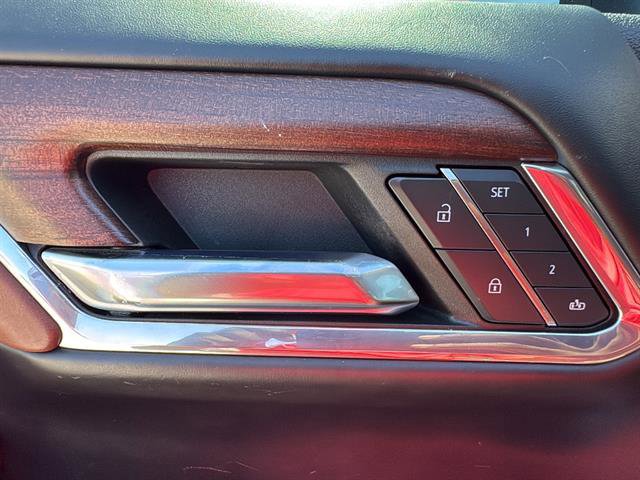 Used 2024 GMC Sierra 2500 Denali Ultimate image 26