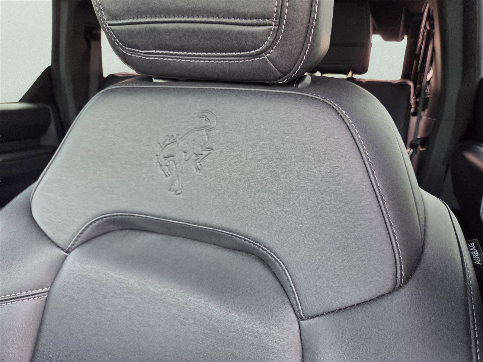 Used 2025 Ford Bronco Badlands AWD/4WD image 18