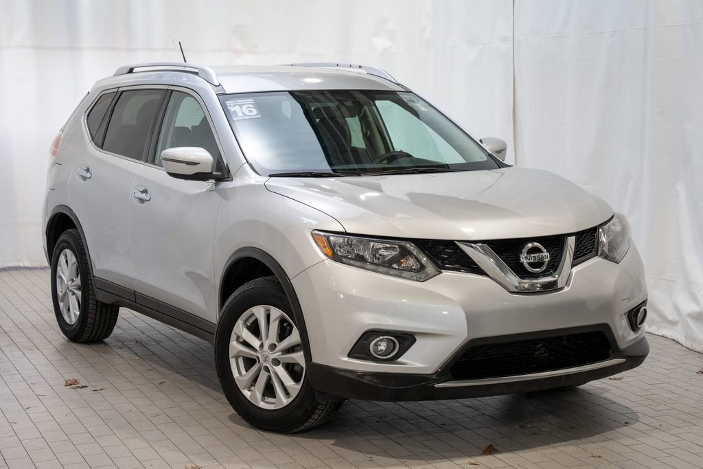Used 2016 Nissan Rogue SV