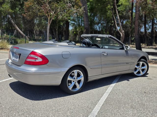 Used 2005 Mercedes-Benz CLK 320 Cabriolet image 9