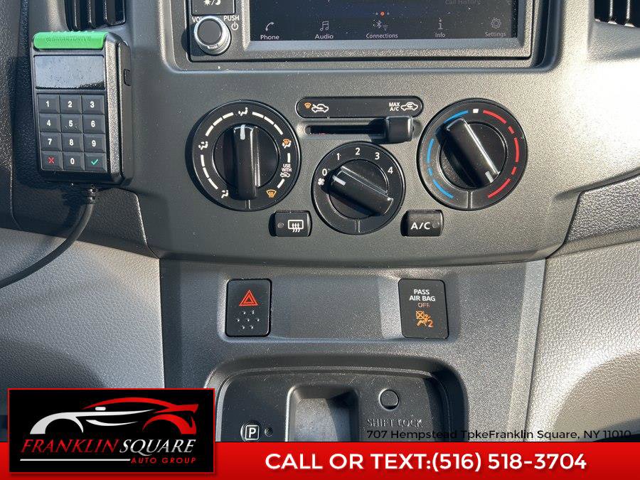 Used 2021 Nissan NV200 SV w/ Sliding Door Glass Package image 50