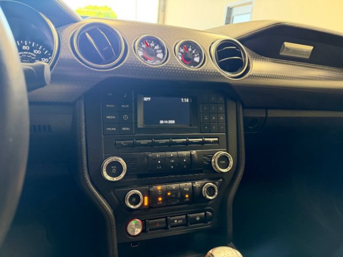 Used 2018 Ford Mustang GT w/ GT Performance Package RWD image 13