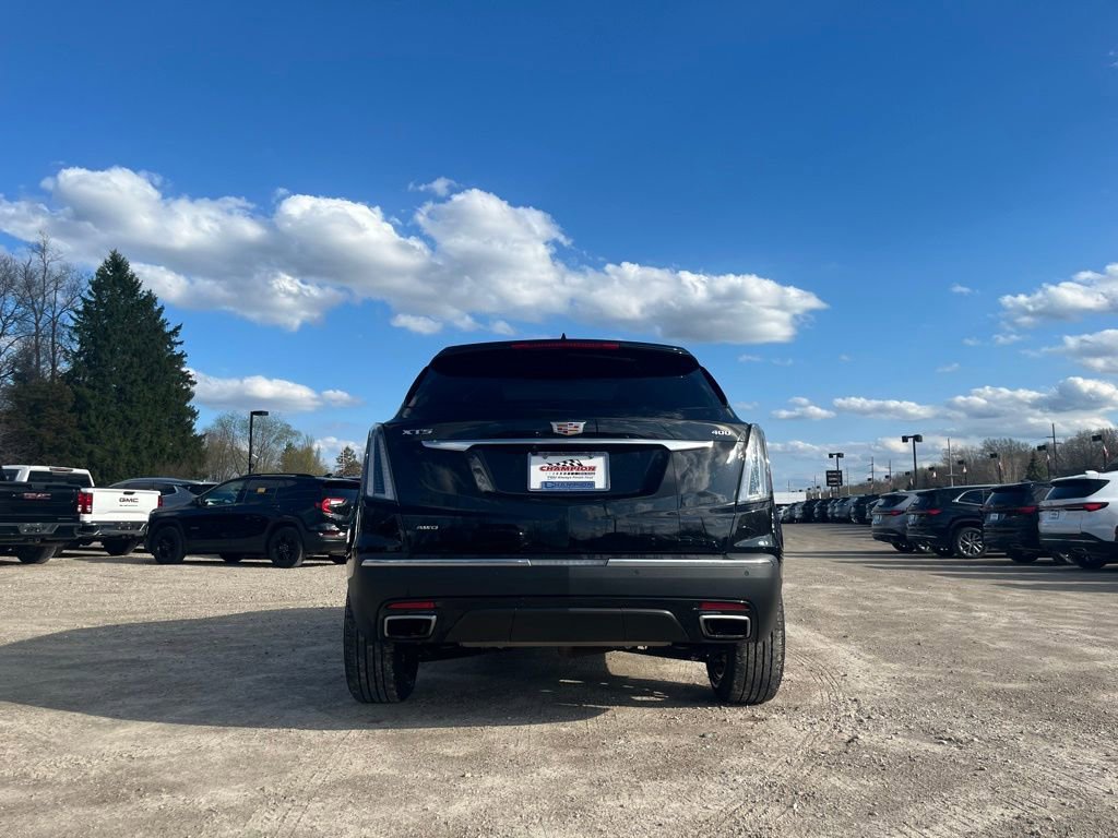 Used 2024 Cadillac XT5 Sportv w/ LPO, Floor Liner Package AWD/4WD image 11