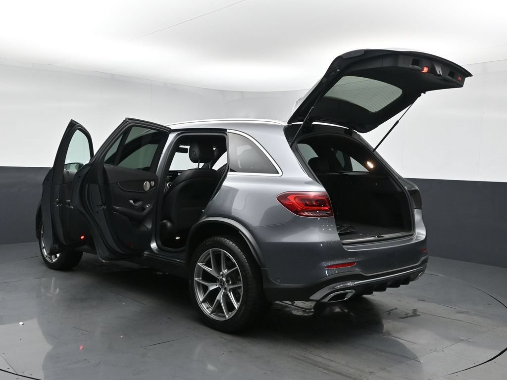 Used 2021 Mercedes-Benz GLC 300 4MATIC w/ AMG Line image 29
