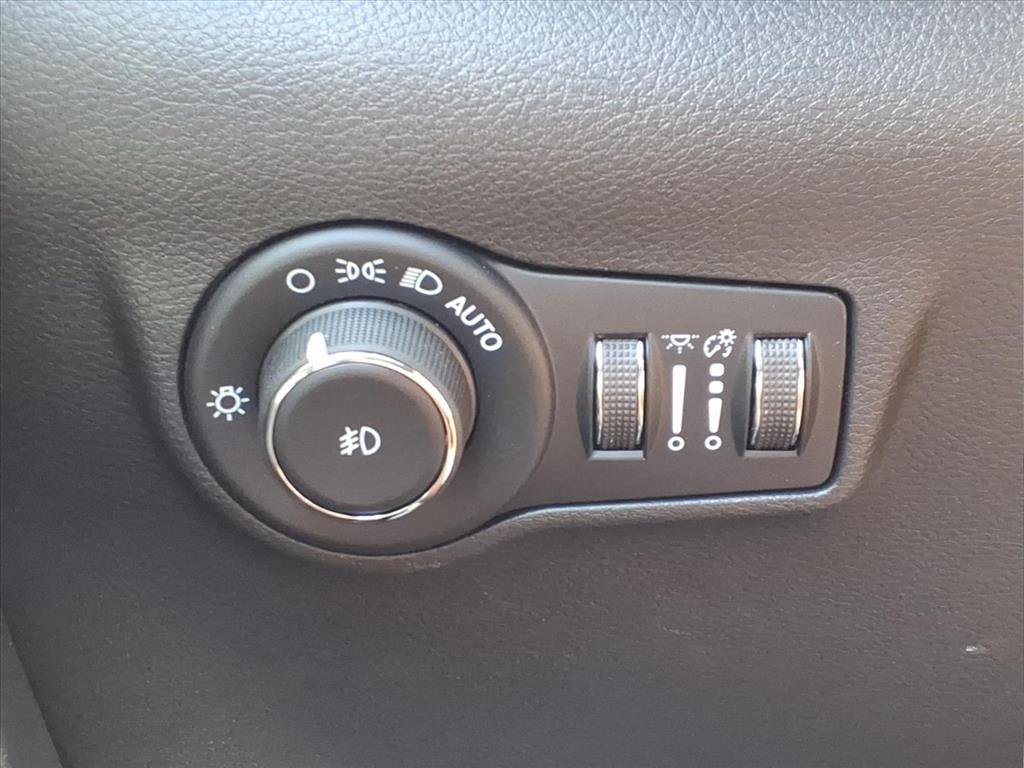 New 2026 Jeep Compass Latitude AWD/4WD image 20