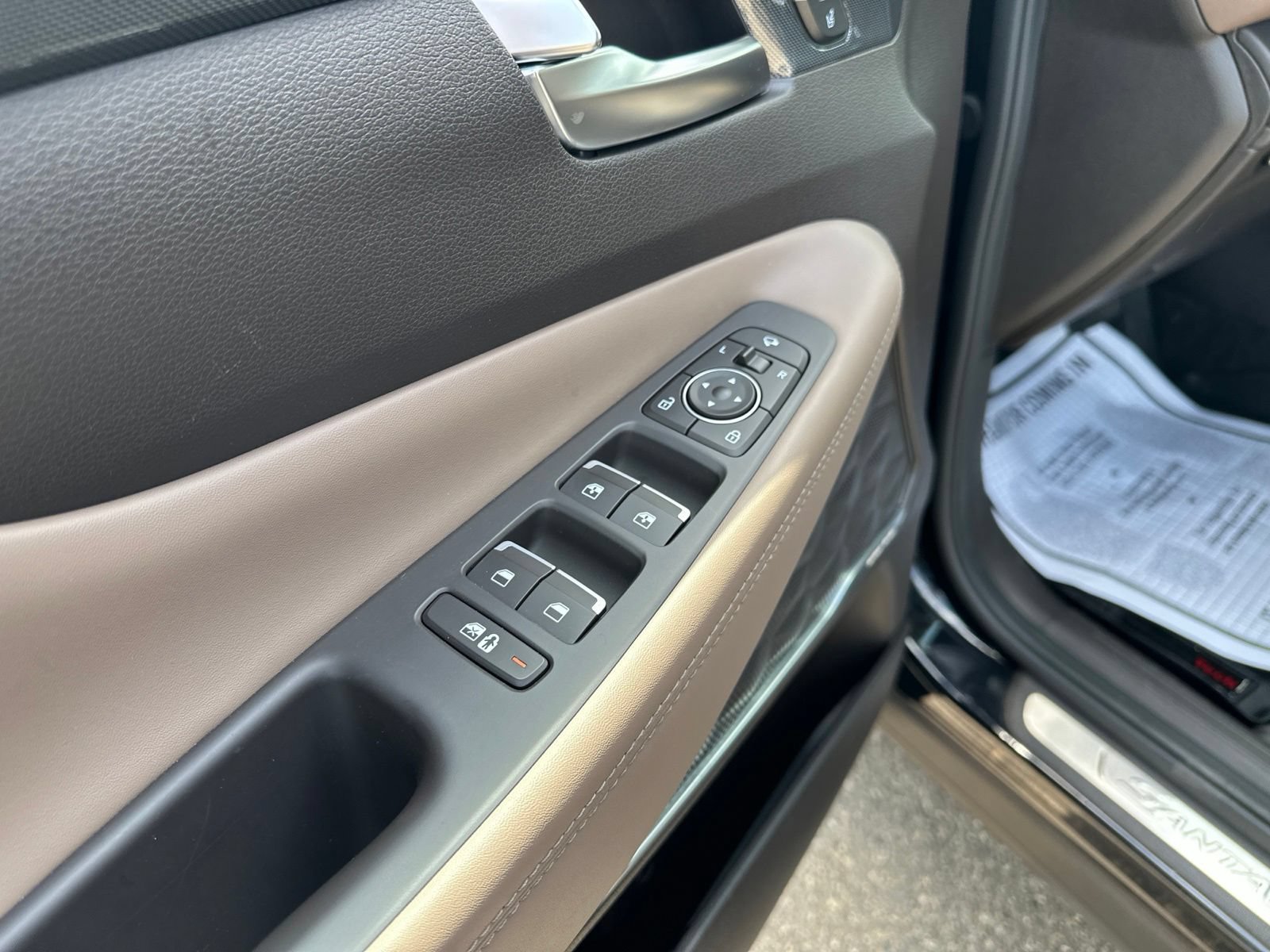 Used 2022 Hyundai Santa Fe Limited AWD/4WD image 20
