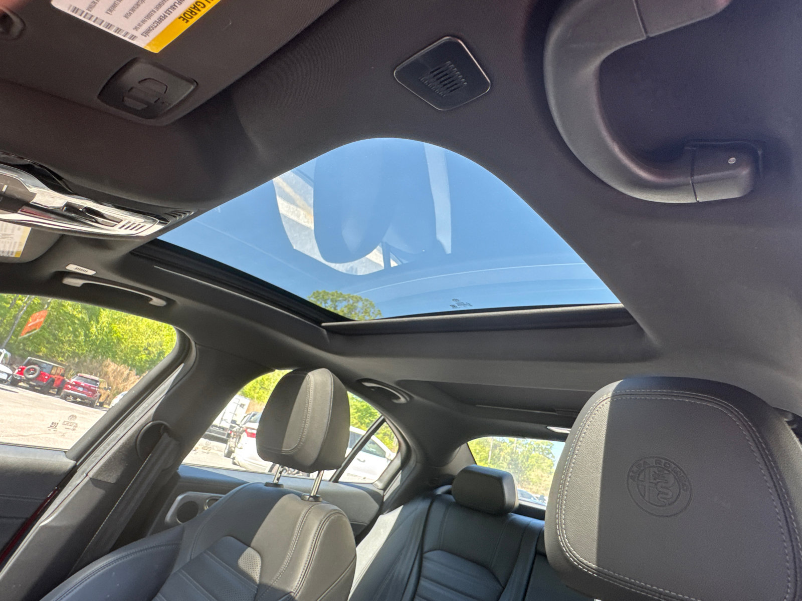 Used 2024 Alfa Romeo Giulia Veloce image 10