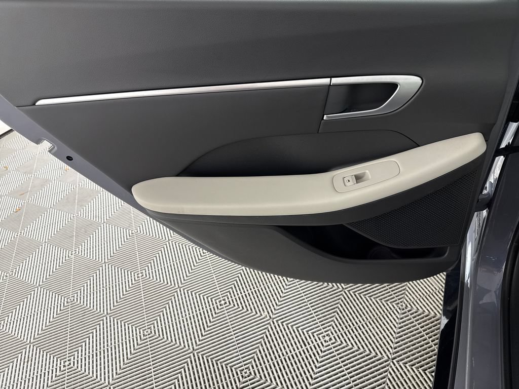 Used 2024 Hyundai Sonata SEL FWD image 14