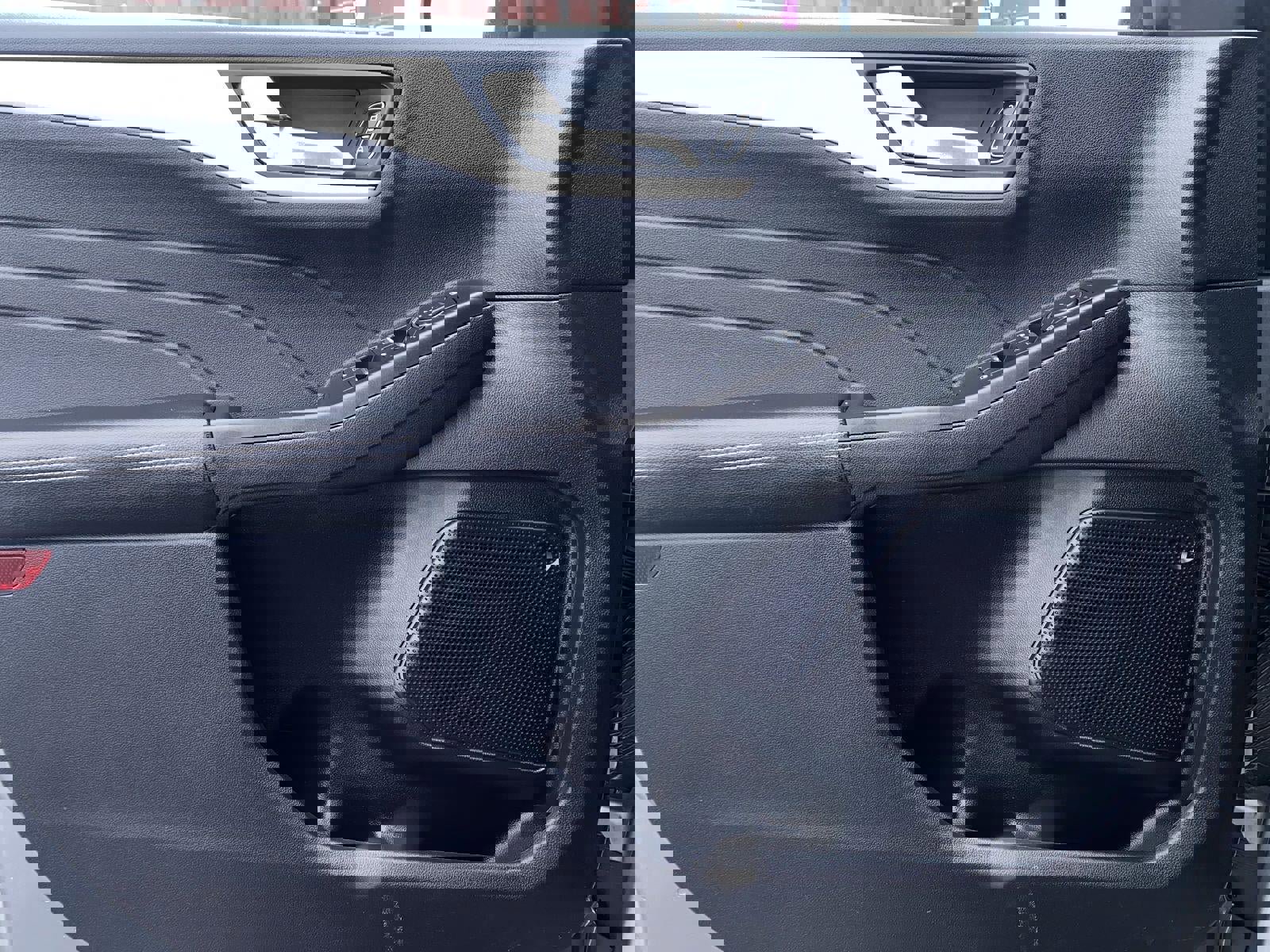 Used 2022 Ford Escape SEL image 14