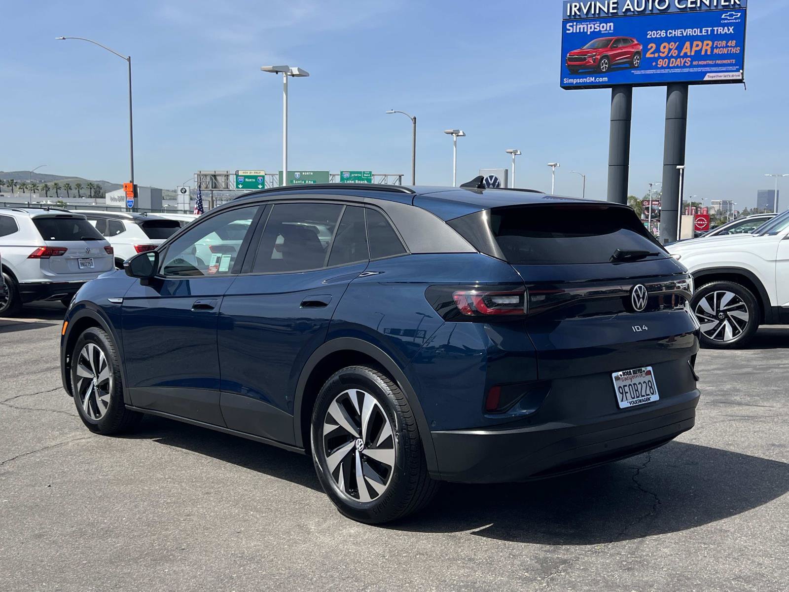 Used 2023 Volkswagen ID.4 Pro image 3