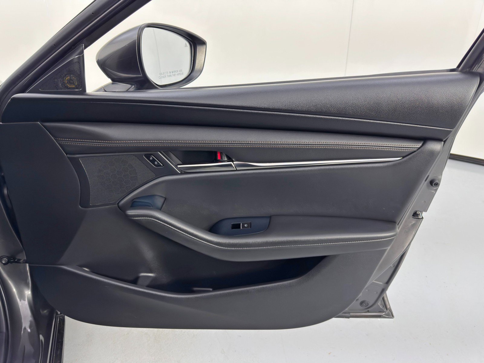 Used 2021 MAZDA MAZDA3 s image 40