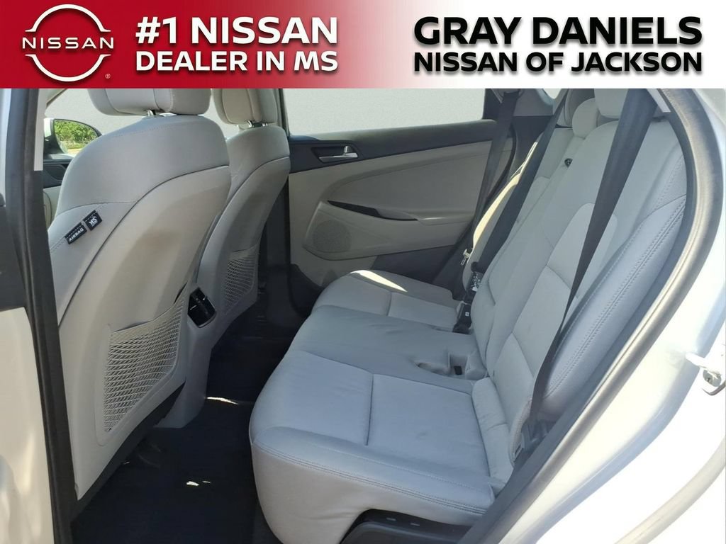 Used 2017 Hyundai Tucson Sport FWD image 25