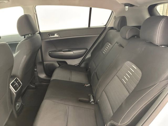 Used 2018 Kia Sportage LX AWD/4WD image 18