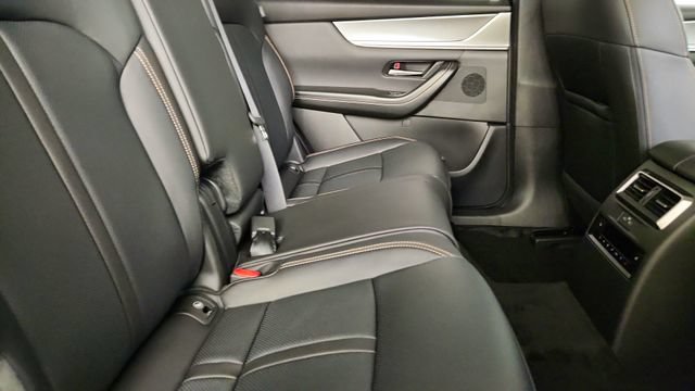 New 2026 MAZDA CX-90 Plug-In Hybrid w/ Preferred AWD/4WD image 33
