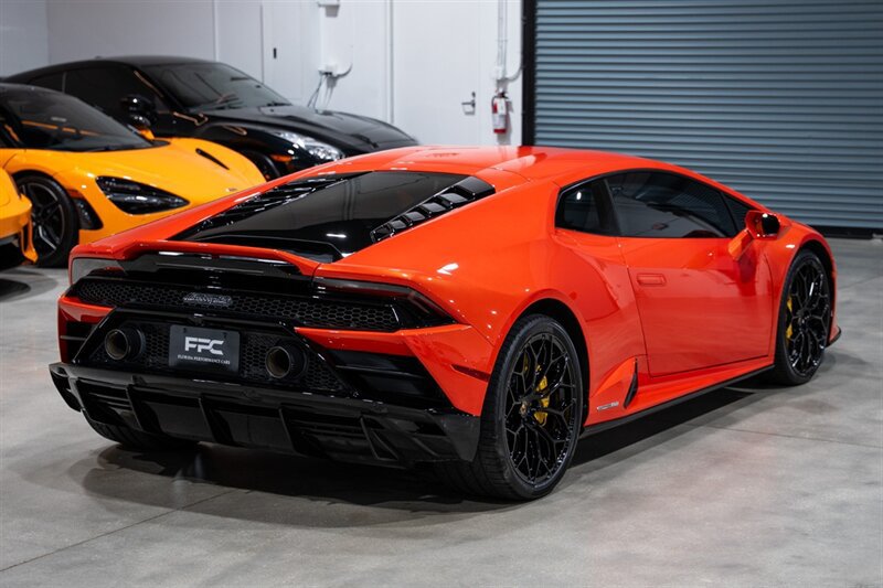 Used 2021 Lamborghini Huracan EVO AWD/4WD image 6