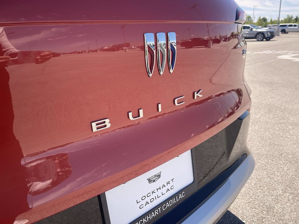 Used 2024 Buick Envista Sport Touring w/ Convenience II Package FWD image 14