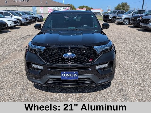 Used 2022 Ford Explorer ST w/ ST Street Pack image 16